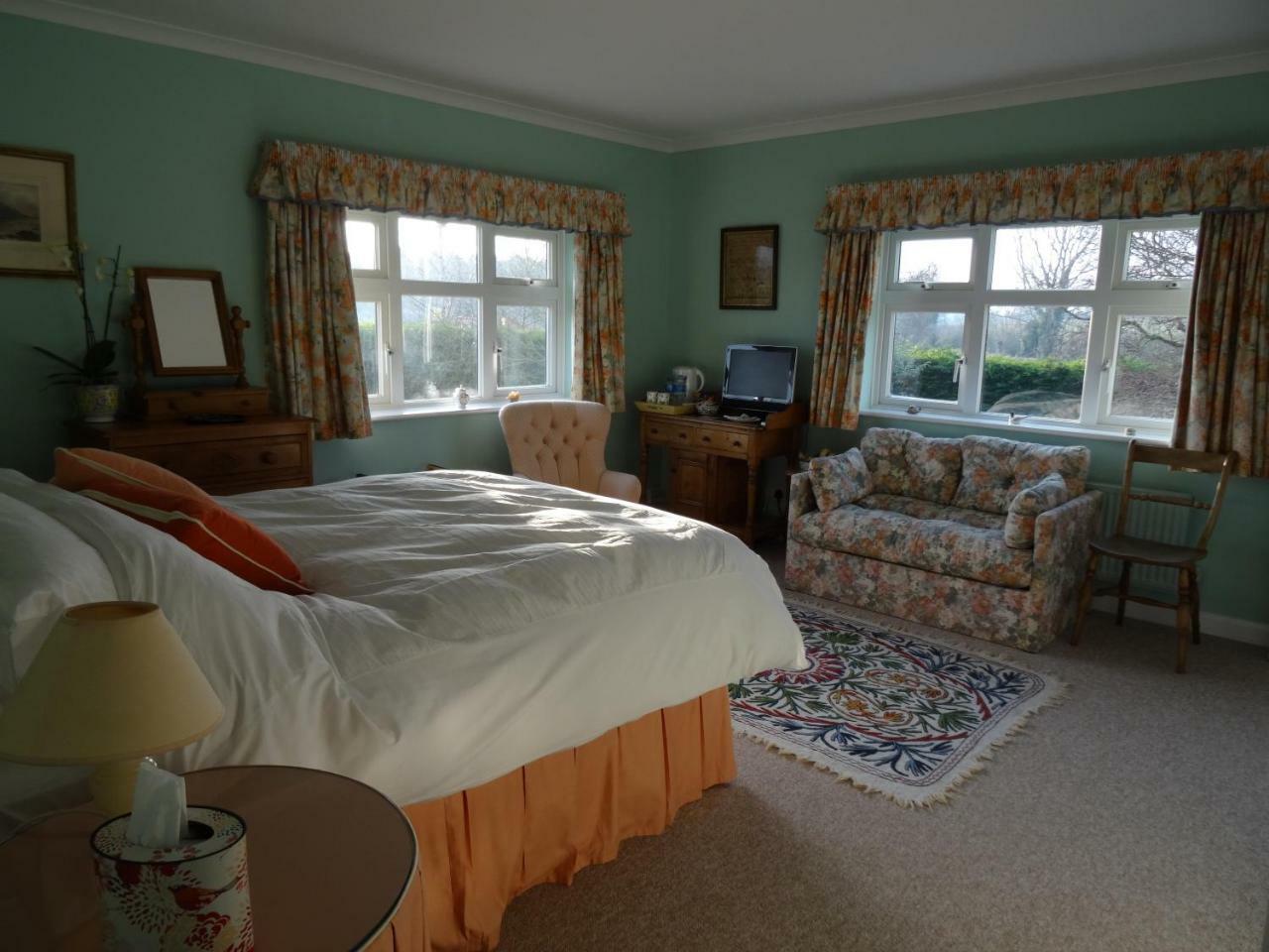 발독 The Newnham White House B&B 외부 사진