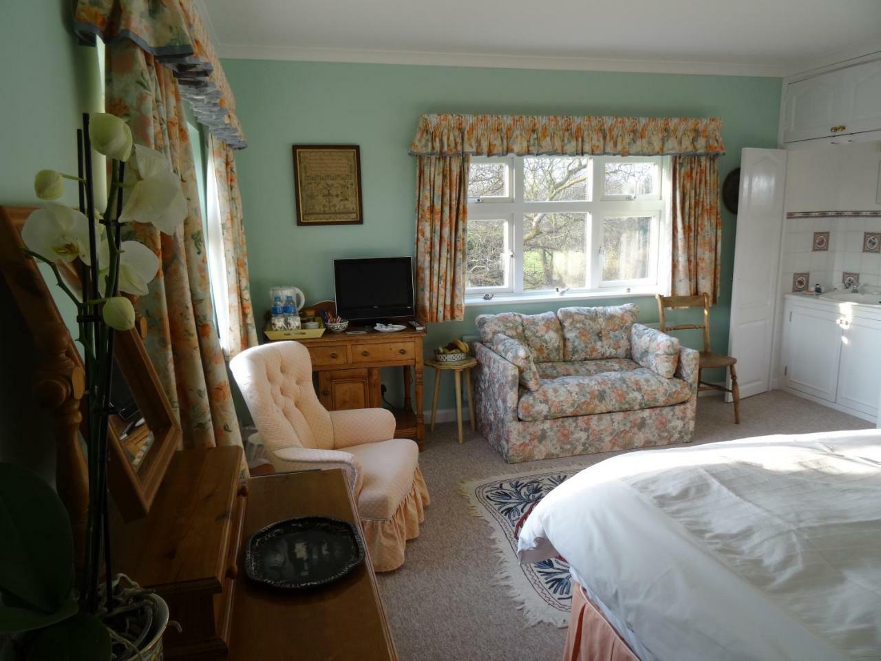 발독 The Newnham White House B&B 외부 사진